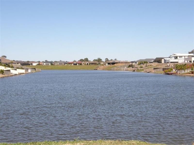 52 Lady Penrhyn Drive, Eli Waters Property History & Address Research