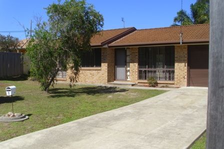 1 Helmar Close, Blue Haven NSW 2262, Image 0