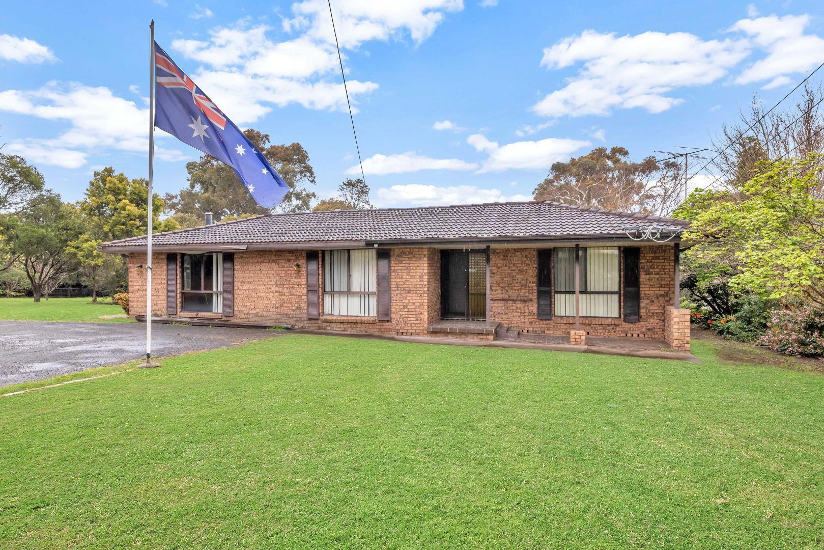 172 Glenhaven Road, Glenhaven Property History & Address Research