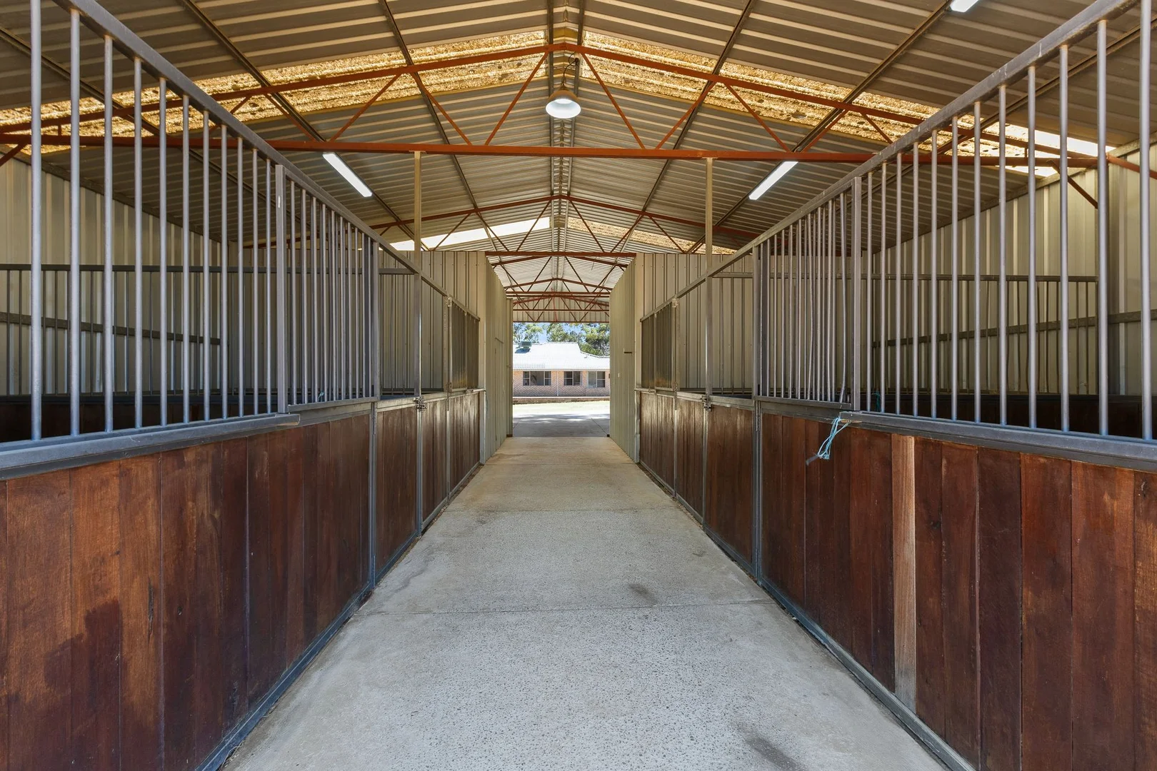 Additional image 29 of 10 College Court, Serpentine WA 6125