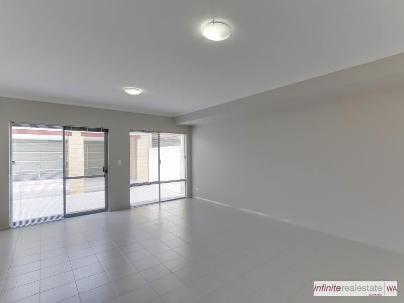 5 Founder Way, Alkimos WA 6038, Image 2