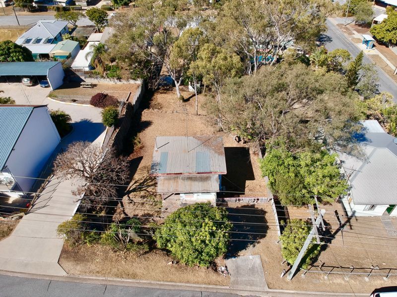 36 Elizabeth Street, South Gladstone QLD 4680, Image 2