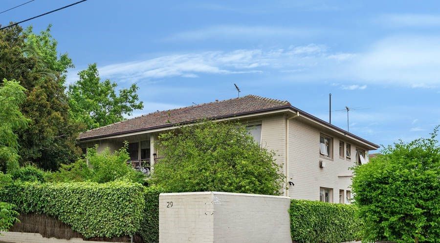 2 bedrooms Apartment / Unit / Flat in 2/29 Belmont Avenue North GLEN IRIS VIC, 3146