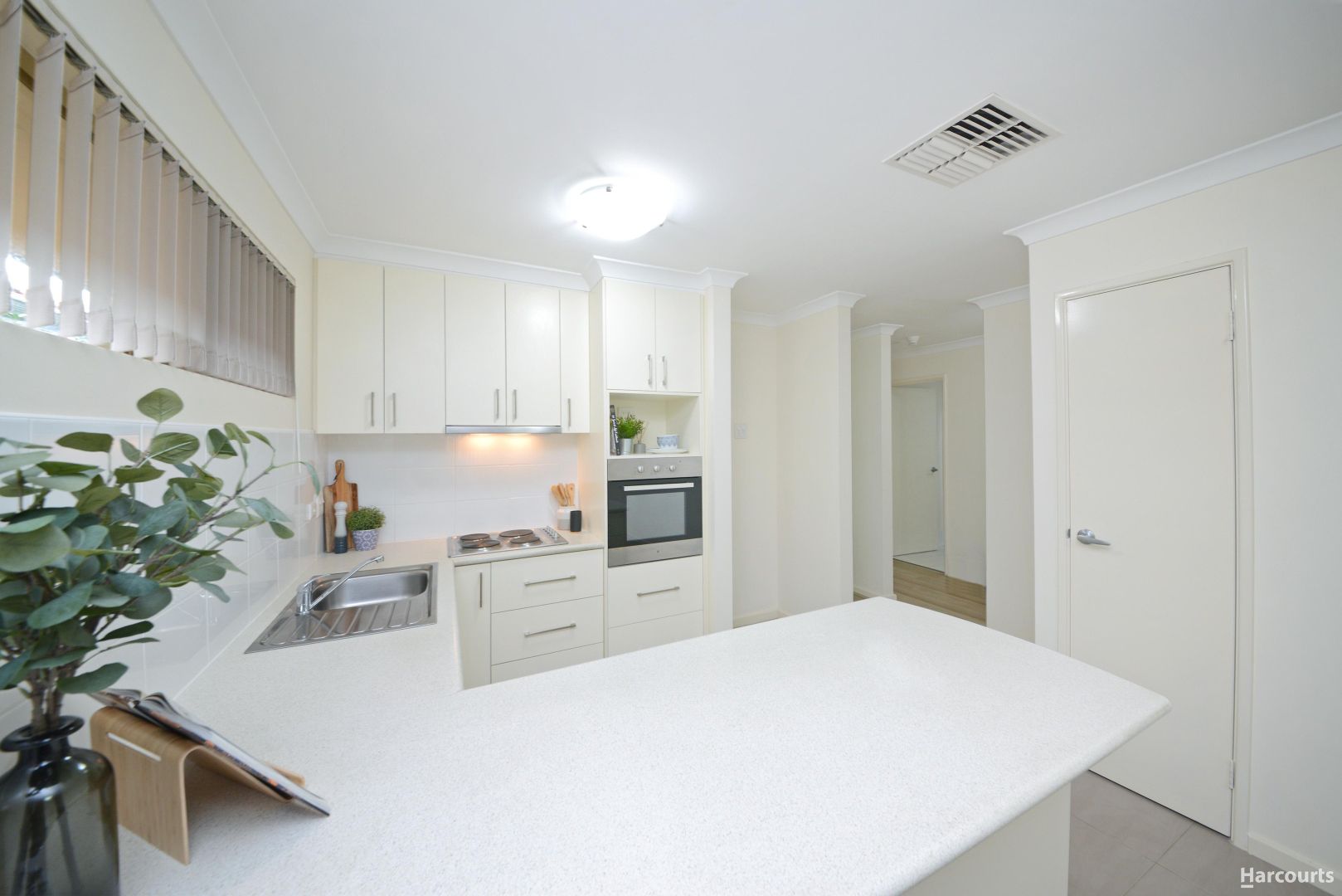 Villa 32/25-27 Parkhill Way, Wilson WA 6107, Image 2