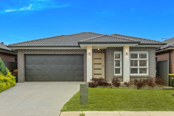 Picture of 14 Smokebush Avenue, LEPPINGTON NSW 2179