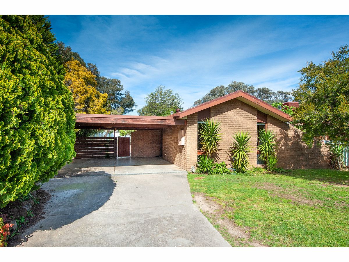 18 Buronga Drive, Springdale Heights NSW 2641, Image 0