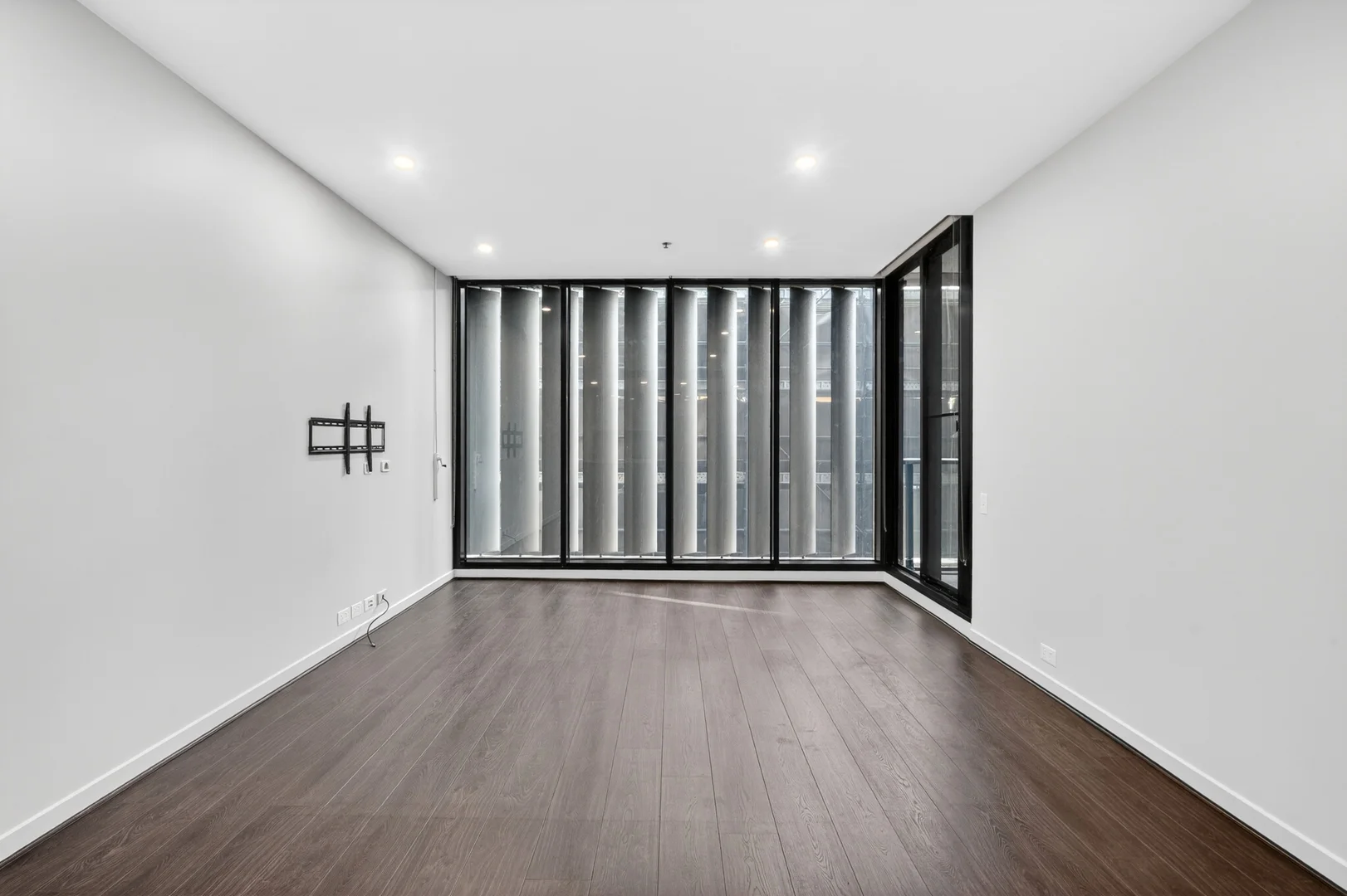 Additional image 10 of 704/70 Queens Road, Melbourne VIC 3004