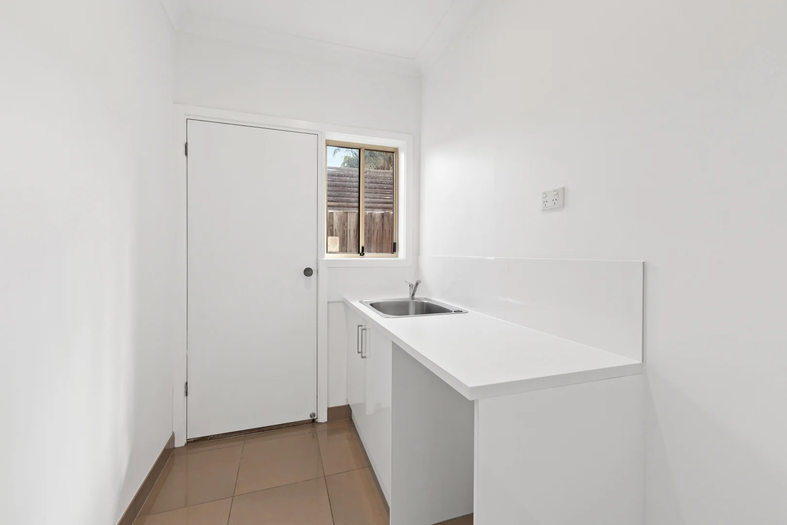 Additional image 11 of 2/46 Woodland Street, Strathmore VIC 3041
