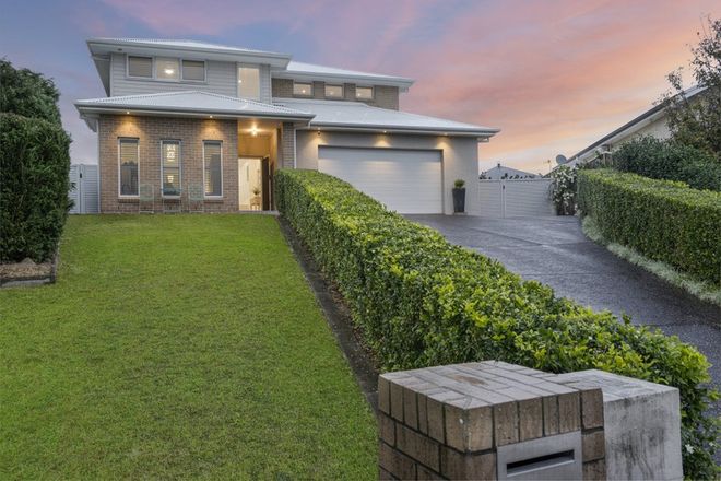 Picture of 8 Ridgetop Close, BOLWARRA HEIGHTS NSW 2320