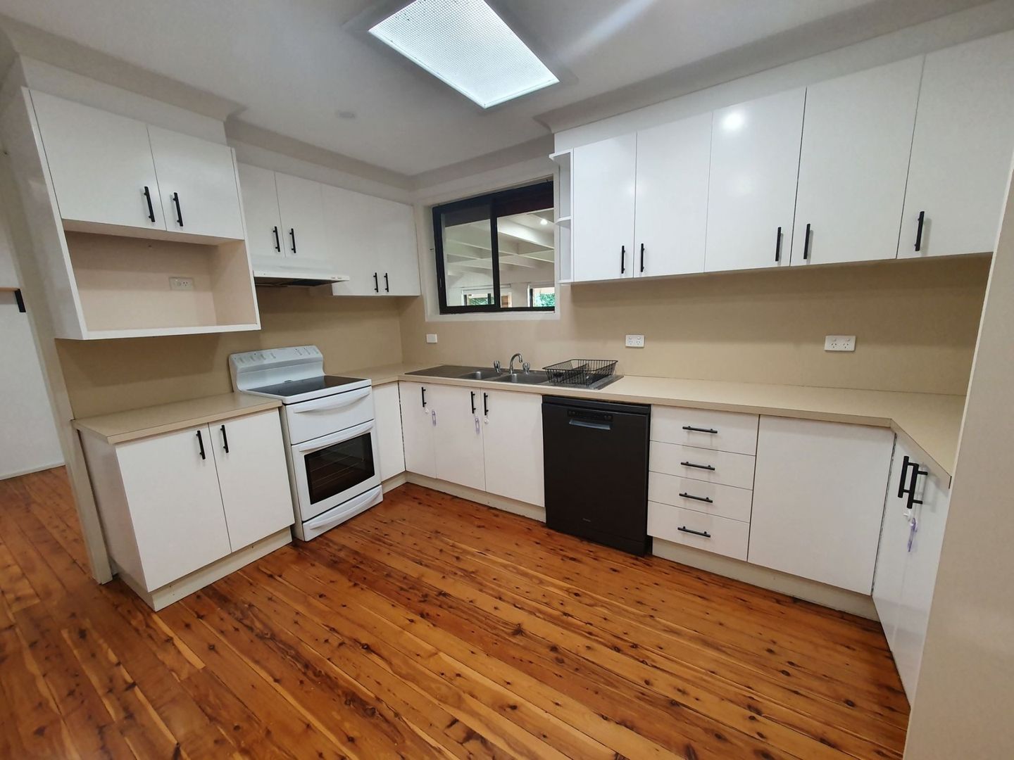 23 Fisher Road, Tamworth NSW 2340 House For Rent Domain