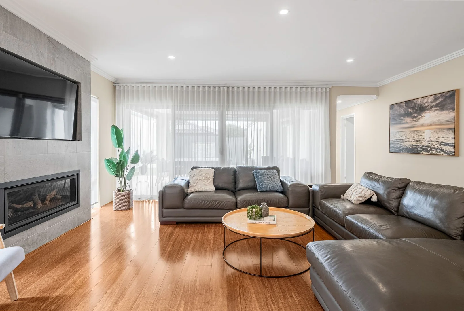 Additional image 9 of 13 Leschenault Blvd, Lake Coogee WA 6166