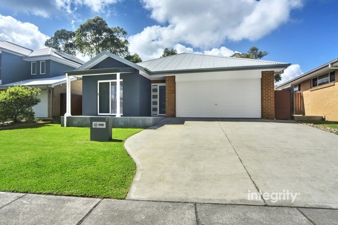 Picture of 8 Bayswood Avenue, VINCENTIA NSW 2540