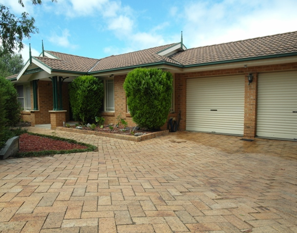 1 Stromlo Place, Jerrabomberra NSW 2619