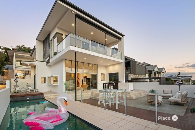 49 Collings Street Balmoral 4171 - Image 3