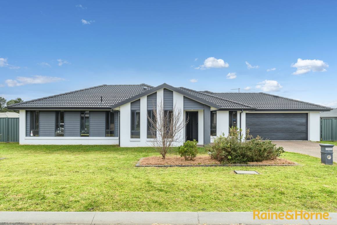 Picture of 1 Pinto Street, ARMIDALE NSW 2350