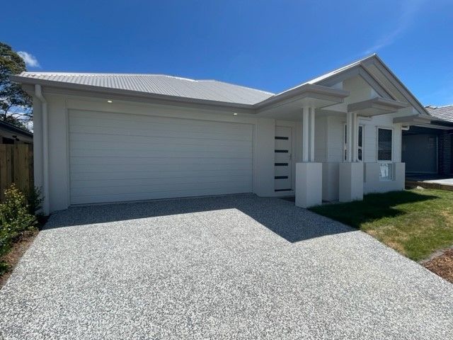 4 bedrooms House in 21 Lapetus Street BURPENGARY QLD, 4505