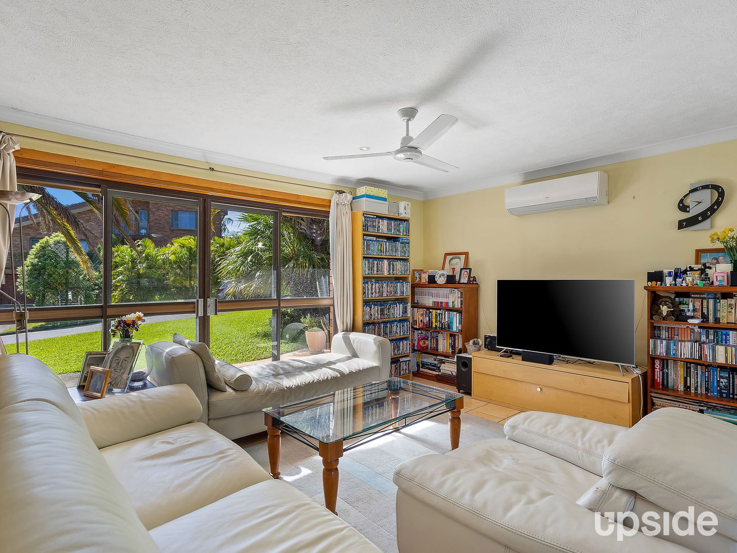 10 Wudina Court, Ashmore QLD 4214, Image 2