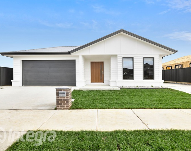 10 Hubbard Street, Lucas VIC 3350