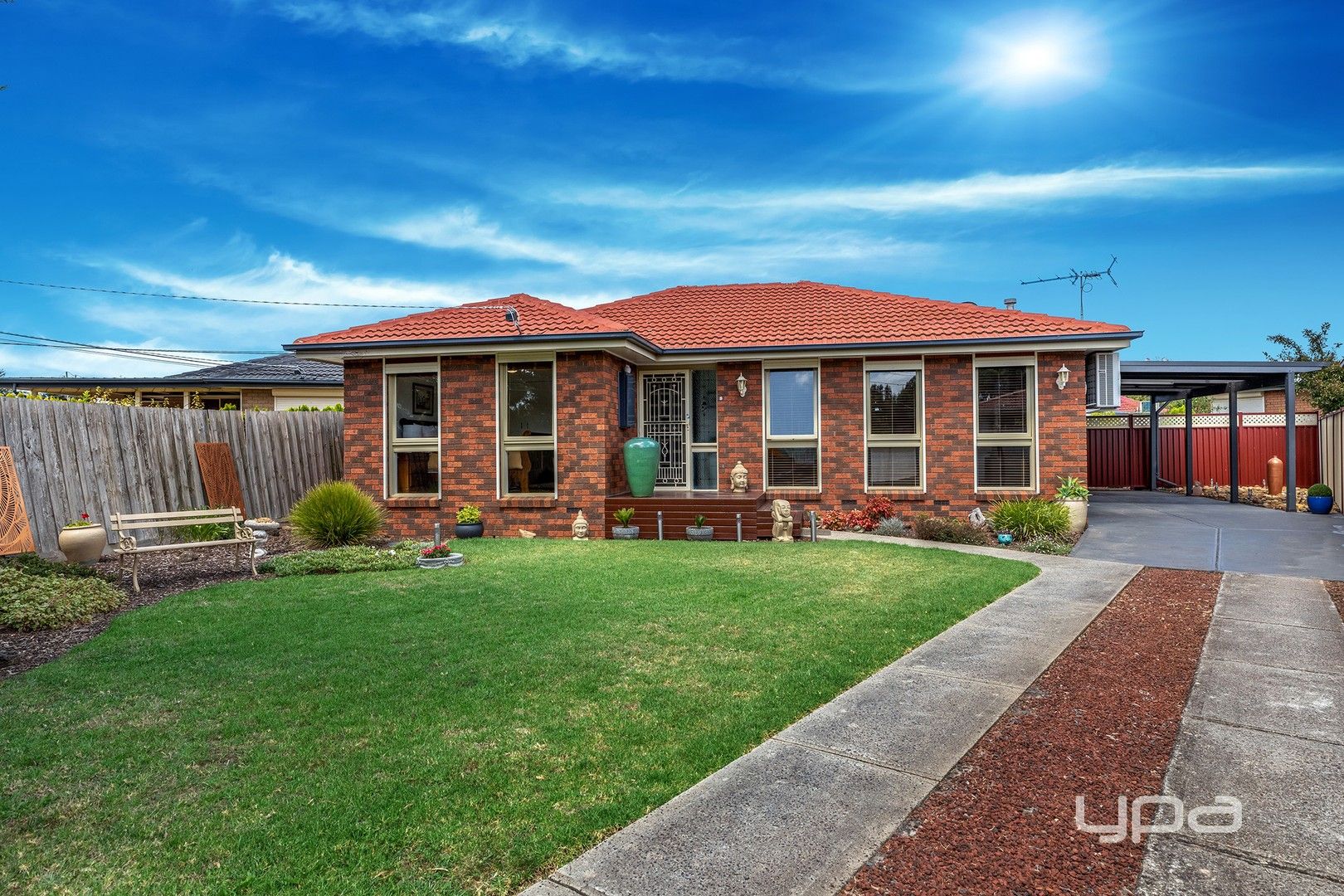 11 Zara Court, Albanvale VIC 3021, Image 2