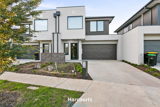 Picture of 3/3 Greenpoint Drive, ROCKBANK VIC 3335