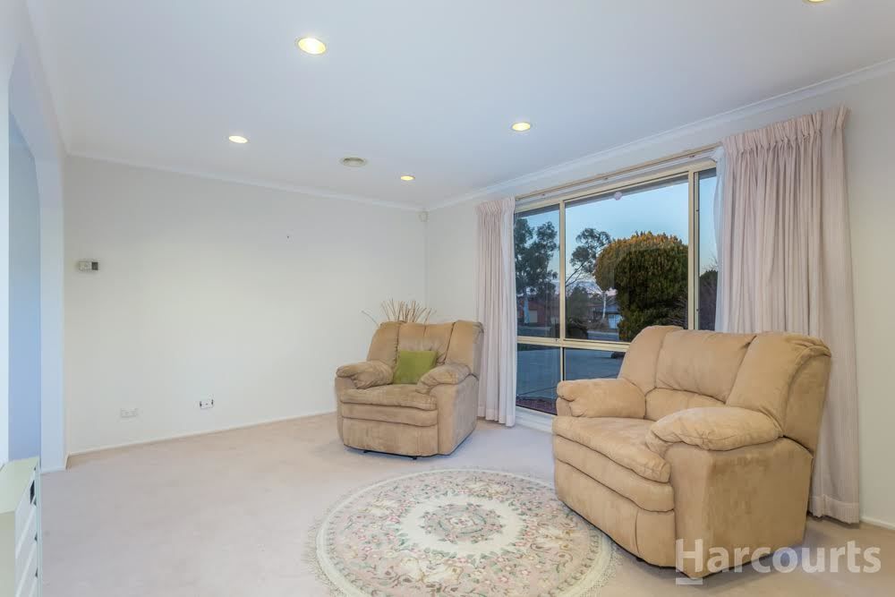 53 Cossington Smith Crescent, Lyneham ACT 2602, Image 2