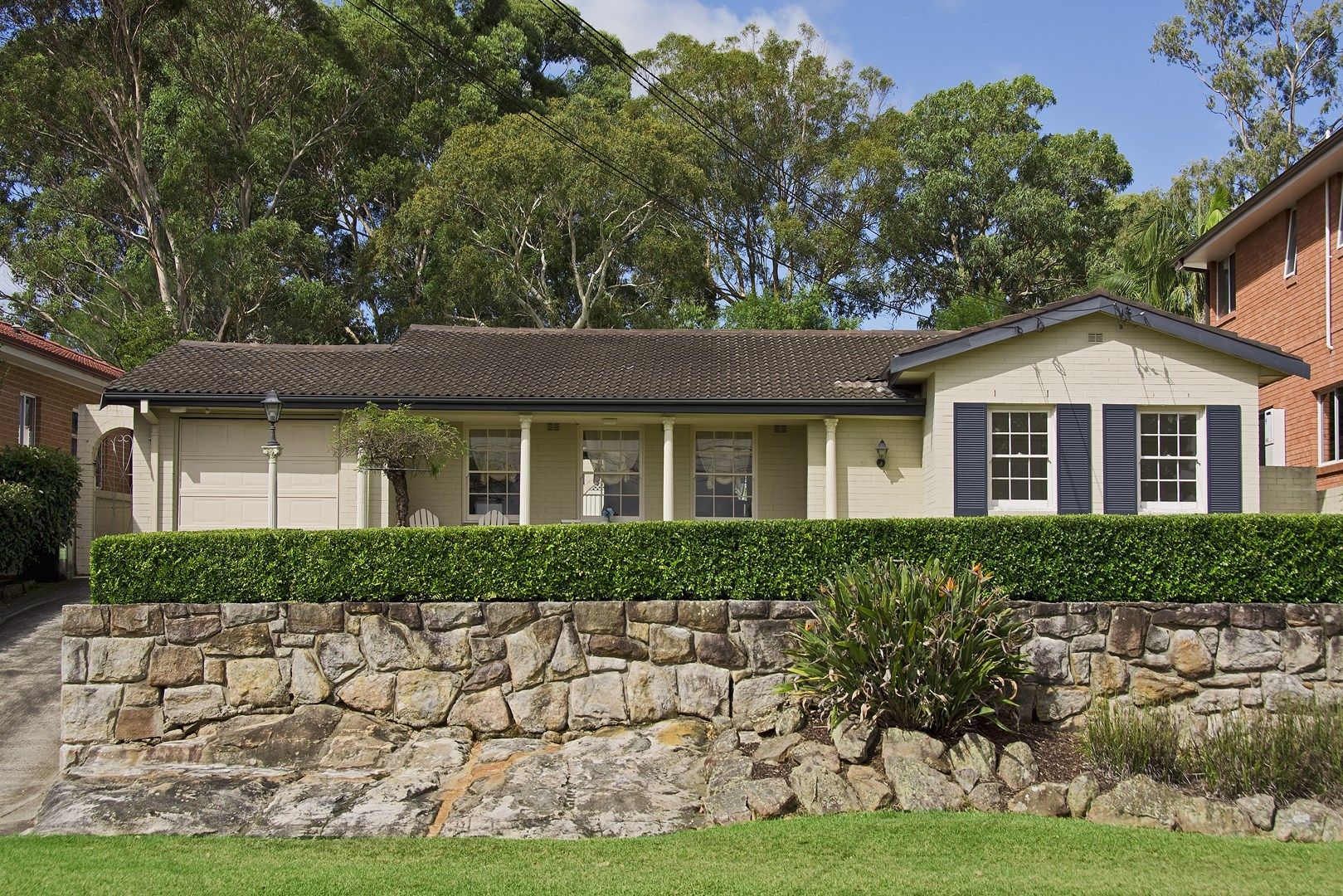 38 Killarney Drive, Killarney Heights Property History & Address