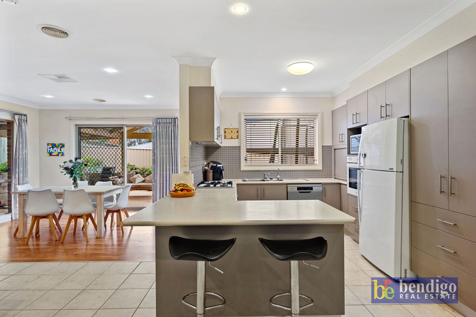 6 Alfreda Place, Golden Square VIC 3555, Image 1