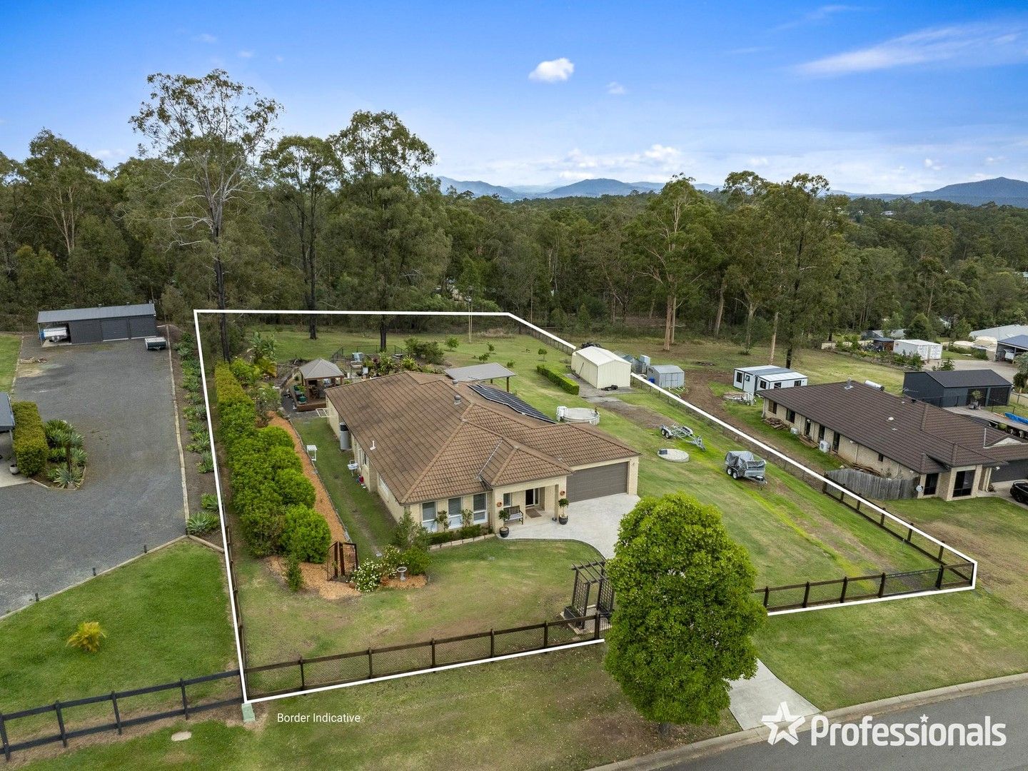 4 bedrooms House in 22-24 Mimosa Court WOODHILL QLD, 4285