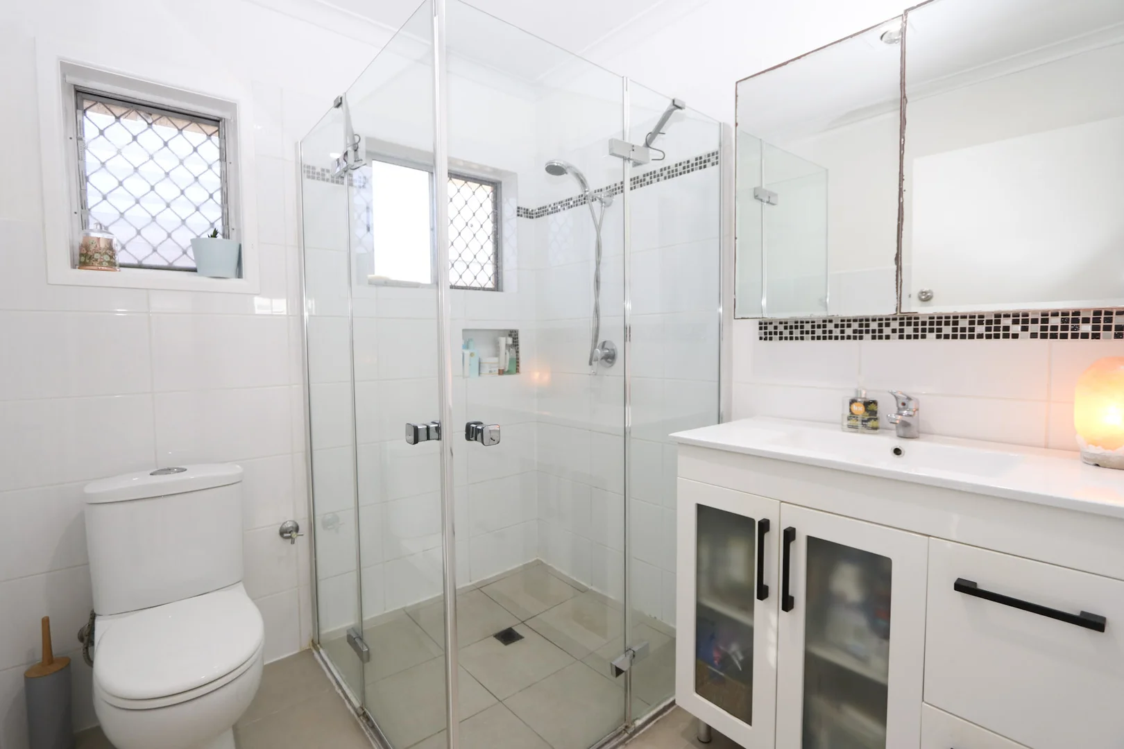 Additional image 15 of 2/33 William Street, Mermaid Beach QLD 4218