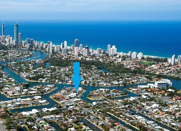 24 Andrea Avenue, Broadbeach Waters QLD 4218