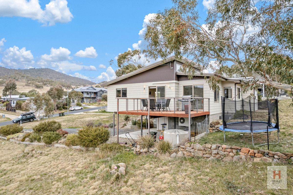 16 Kunama Drive, East Jindabyne NSW 2627, Image 2