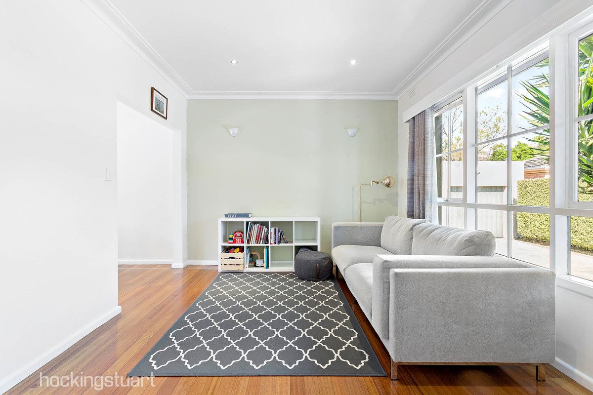 2/4 Wells Street, Surrey Hills VIC 3127, Image 1