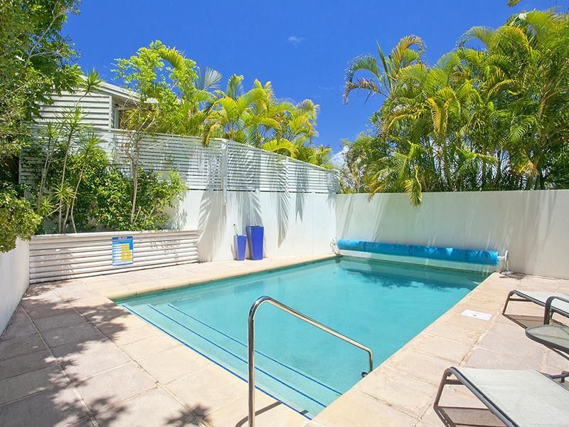 4 Warana Street, Noosa Heads QLD 4567, Image 1