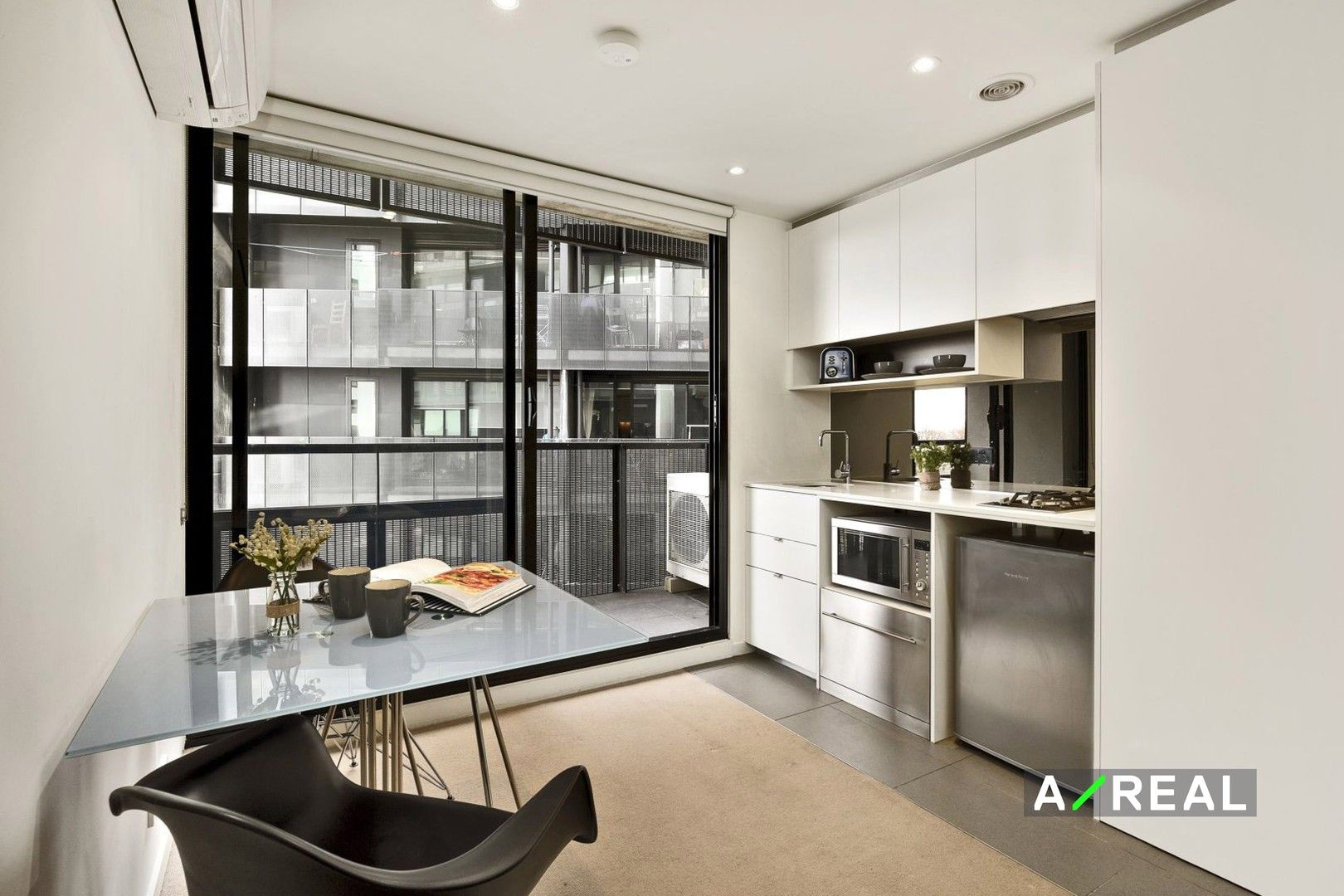 1 bedrooms Apartment / Unit / Flat in 1307/243 Franklin Street MELBOURNE VIC, 3000