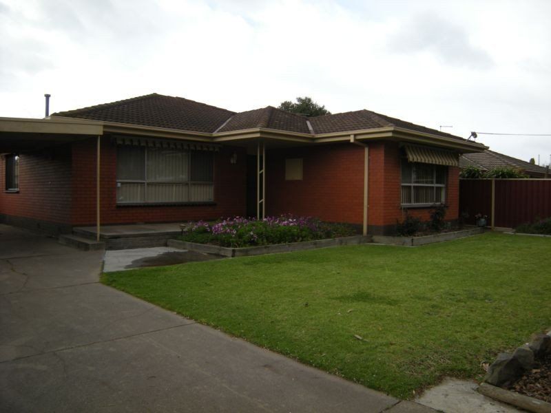 4 bedrooms House in 294 Guthridge Parade SALE VIC, 3850