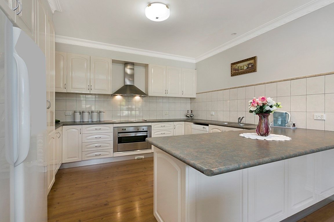 6 Nazek Court, Seymour VIC 3660, Image 1