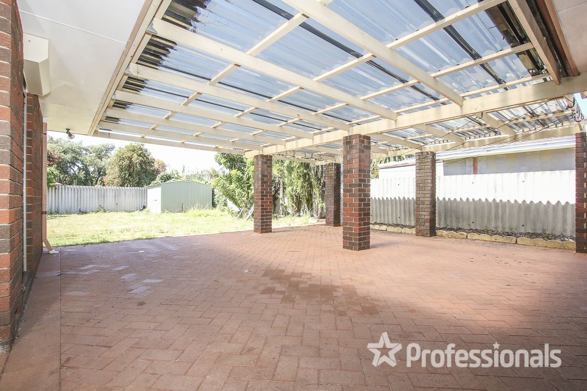 23 Linden Way, Forrestfield WA 6058, Image 0