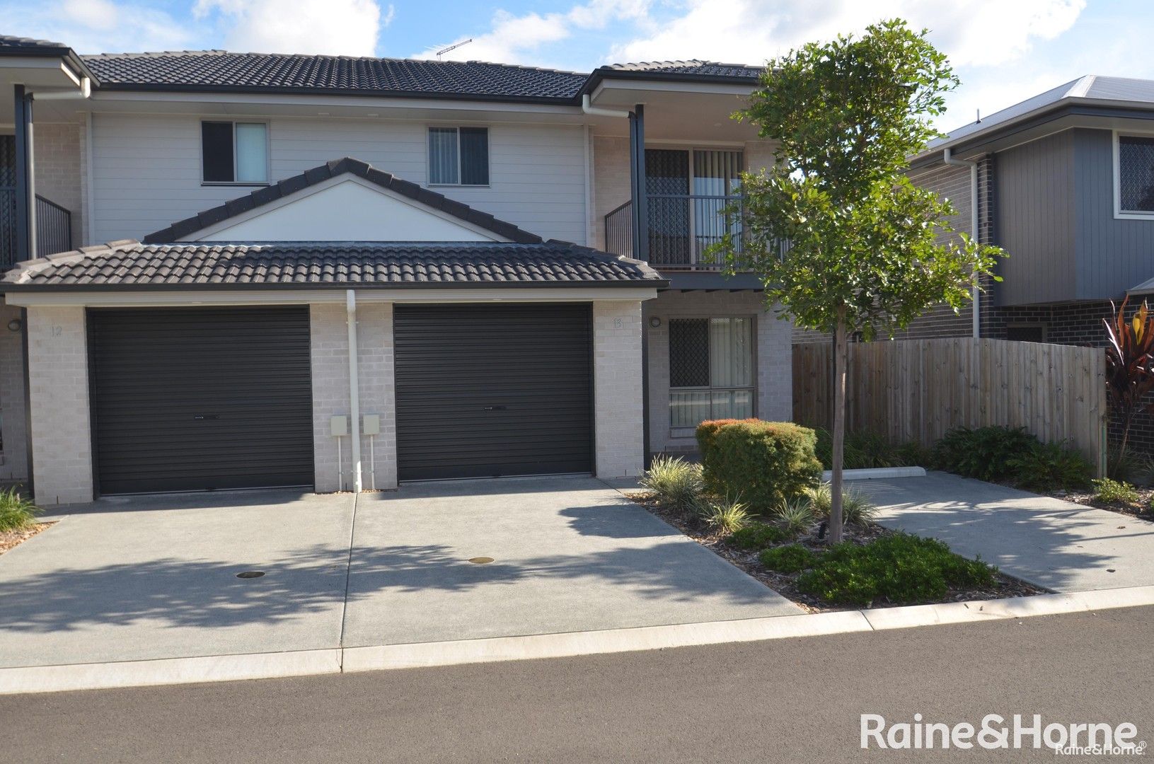 3 bedrooms Townhouse in Claussen Street BROWNS PLAINS QLD, 4118