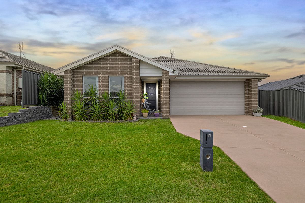 13 Loch Lomond Avenue, Heddon Greta NSW 2321, Image 0