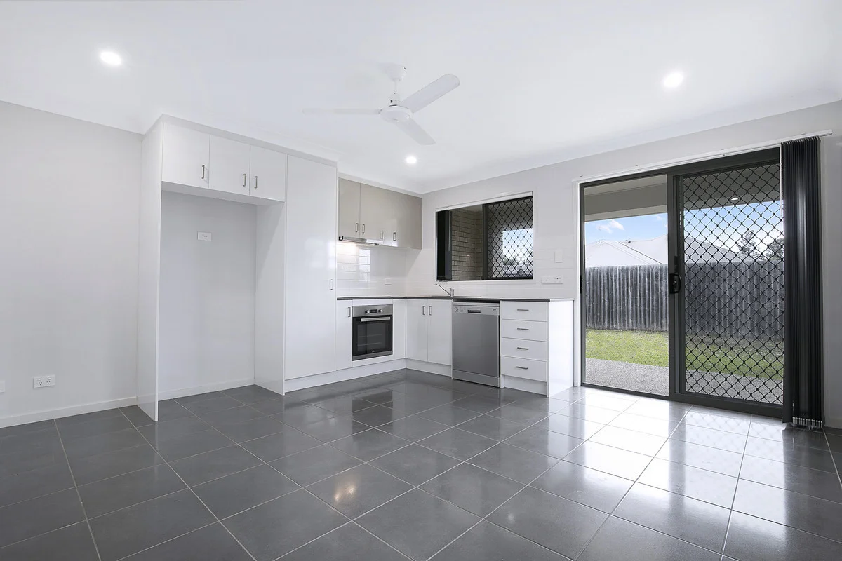 2/74 Cottrill Road, Caboolture QLD 4510