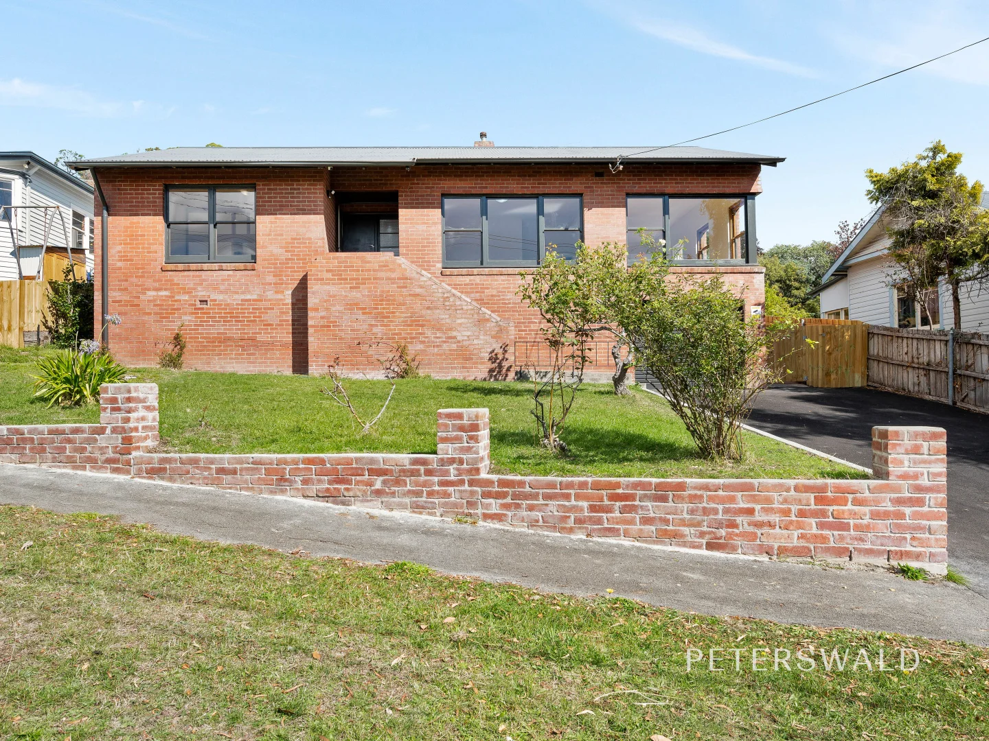 Additional image 35 of 8 Montagu Street, Mount Stuart TAS 7000