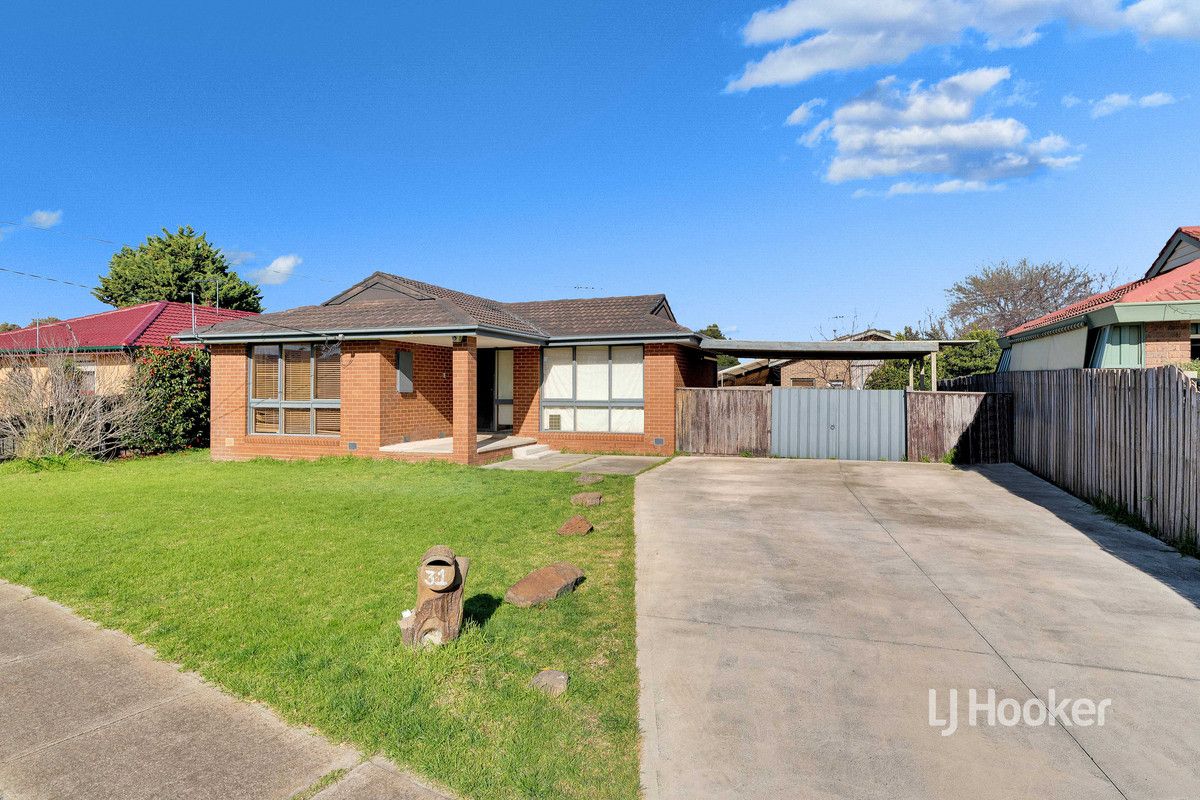 3 bedrooms House in 31 Whitehaven Street WYNDHAM VALE VIC, 3024