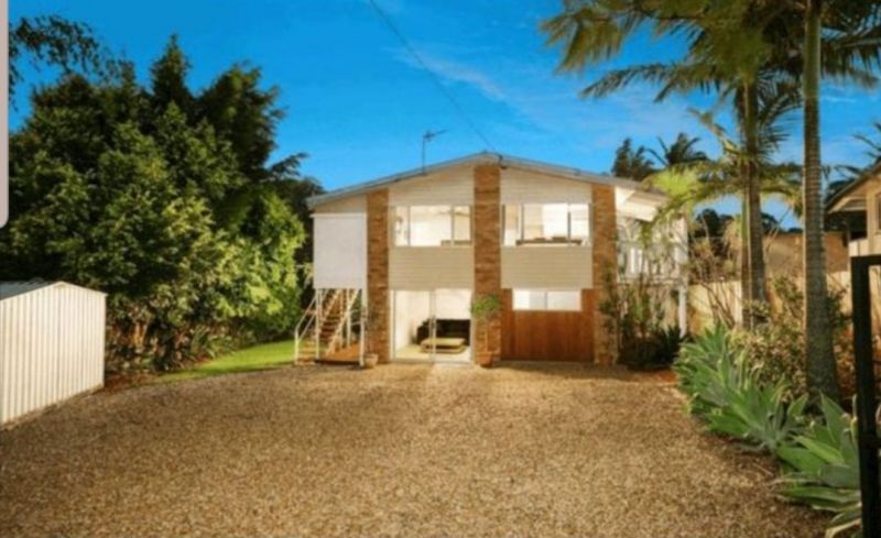 3 bedrooms Apartment / Unit / Flat in 32 Poinsettia Parade VARSITY LAKES QLD, 4227