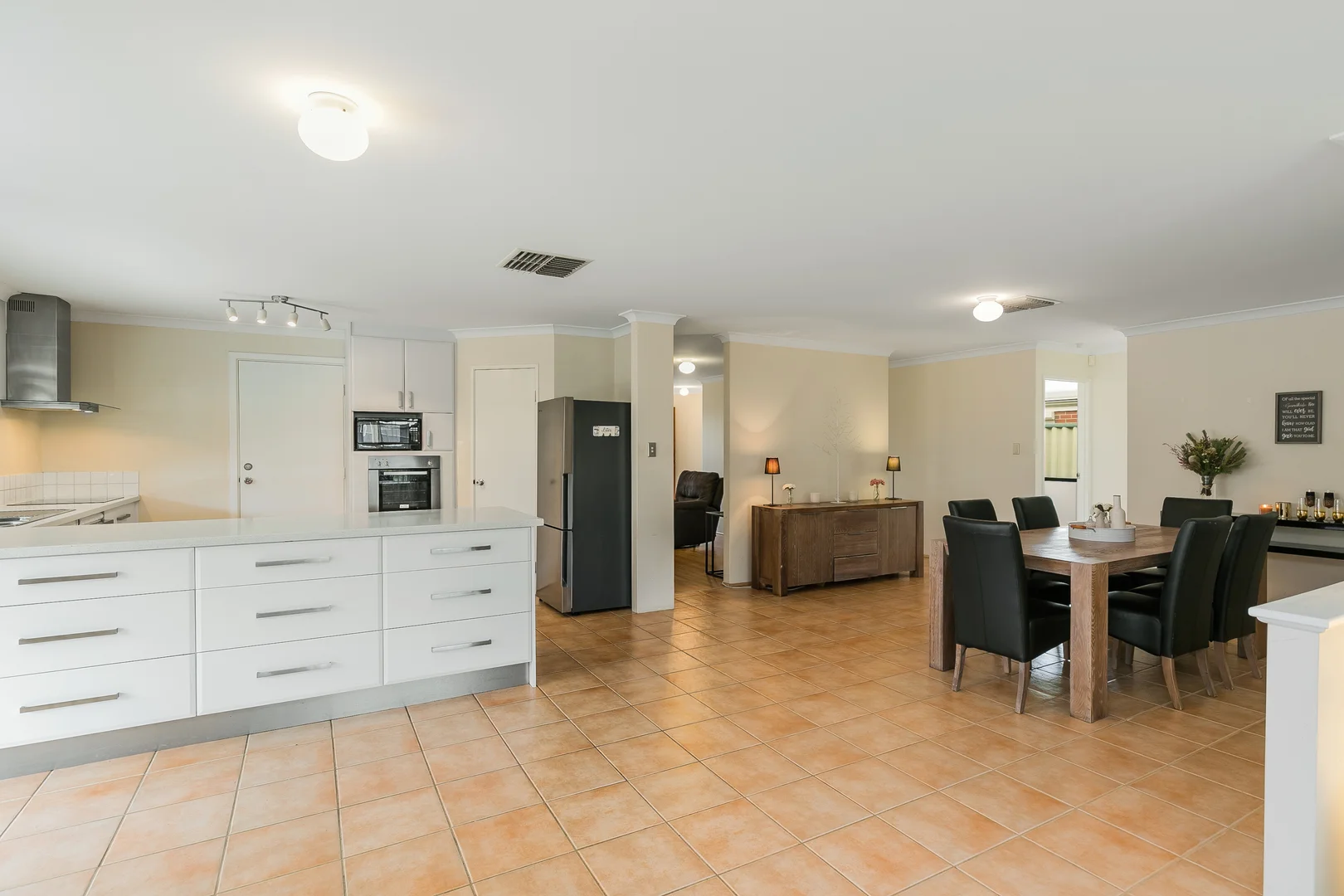 Additional image 19 of 37 Ellington Terrace, Port Kennedy WA 6172