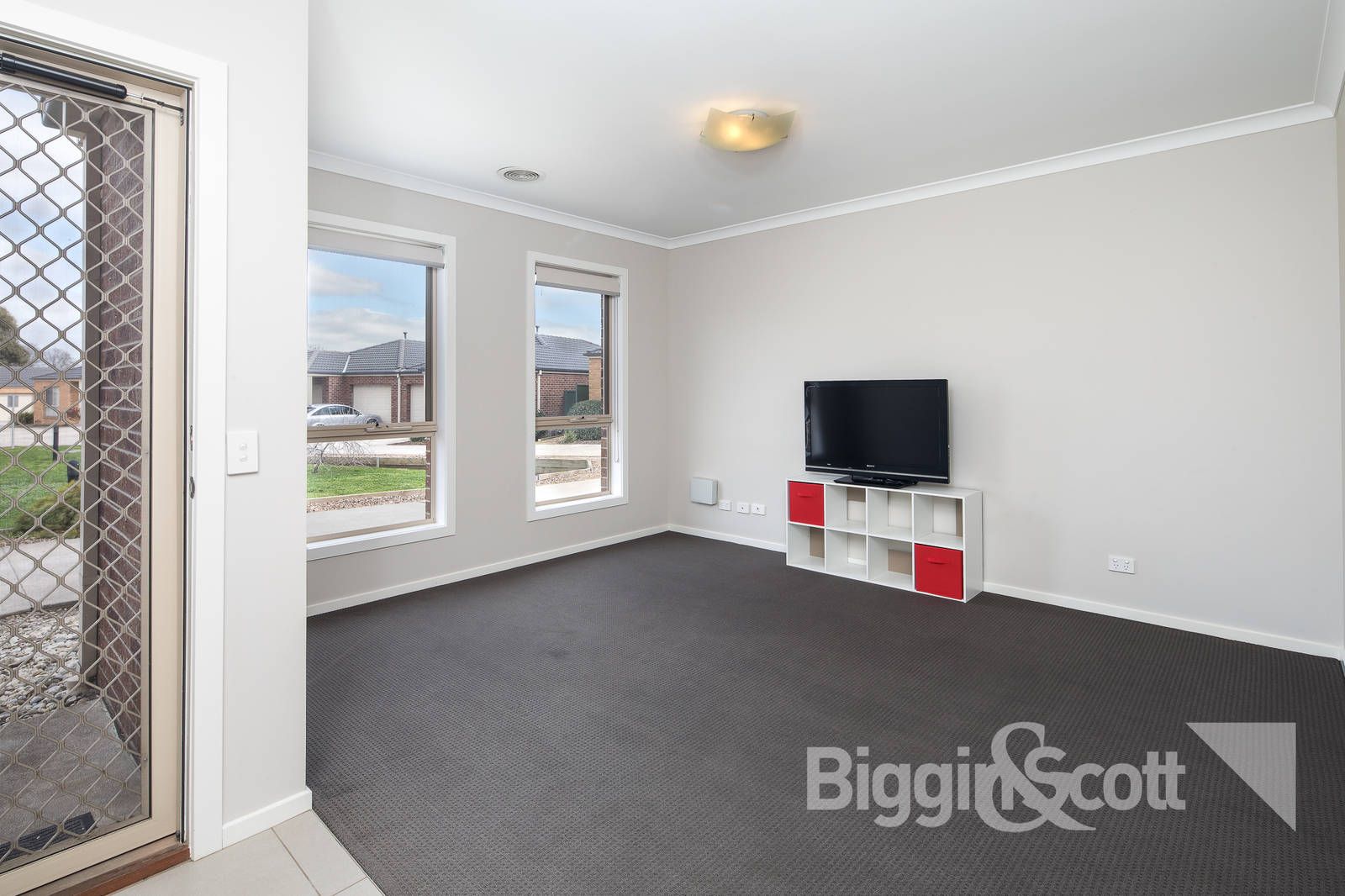 9 Malcolm Court, Brown Hill VIC 3350, Image 2