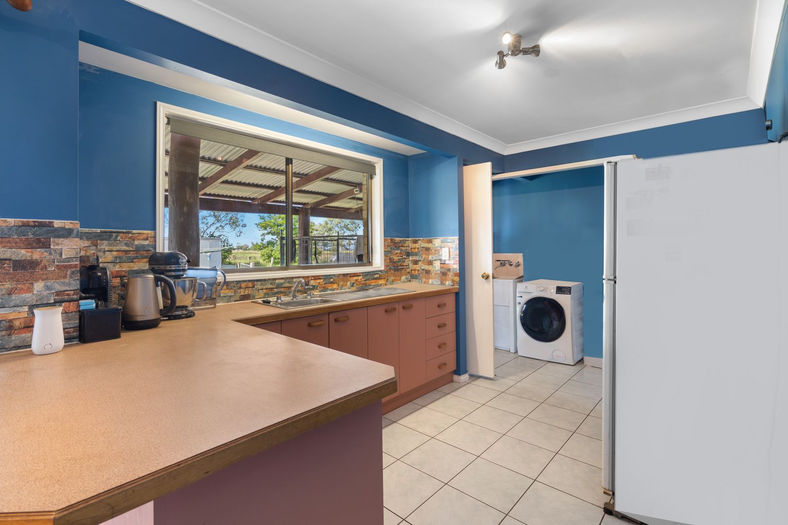 41 Johnson Drive, Lockrose QLD 4342, Image 2