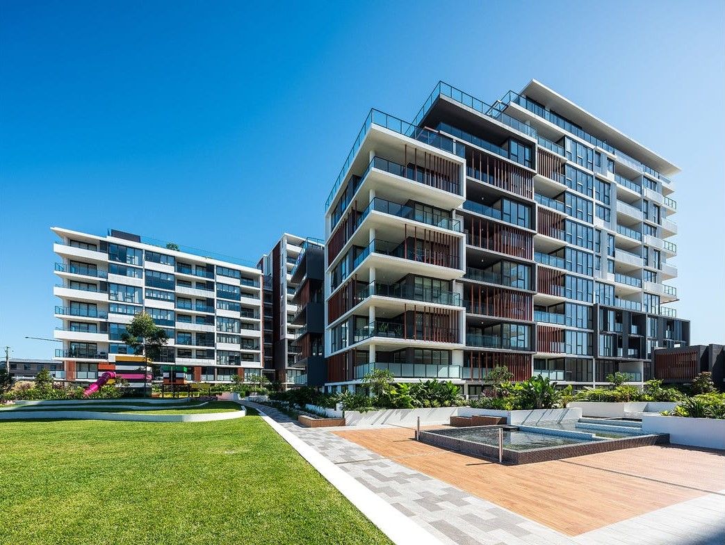 2 bedrooms Apartment / Unit / Flat in 1007/15 Garrigarrang Avenue KOGARAH NSW, 2217