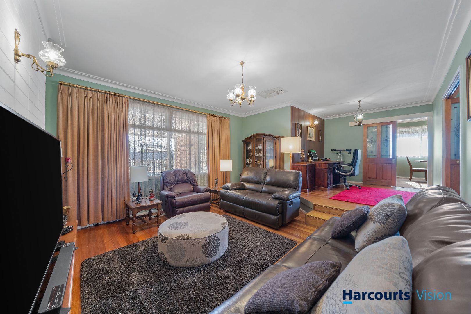 24 Glamis Drive, Avondale Heights VIC 3034, Image 1