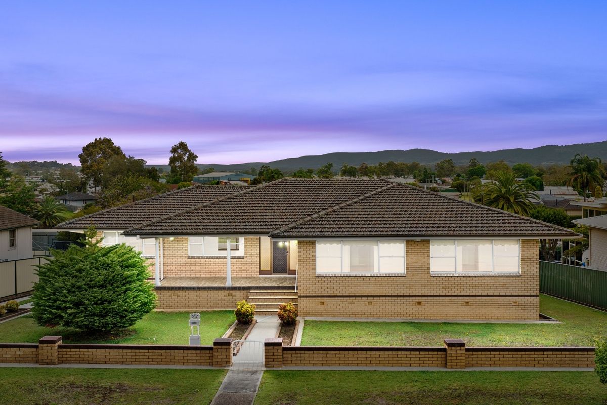 27 Mills Crescent, Cessnock NSW 2325, Image 1