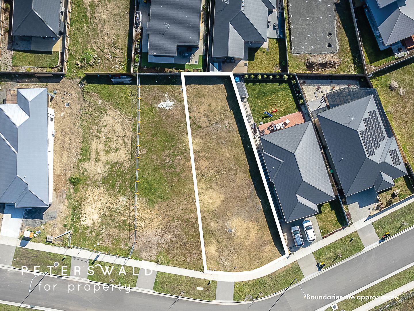 18 Tabart Street, New Town TAS 7008, Image 1